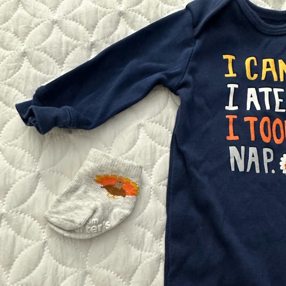 Thanksgiving Onesie 🍁 - Picture 3 of 5